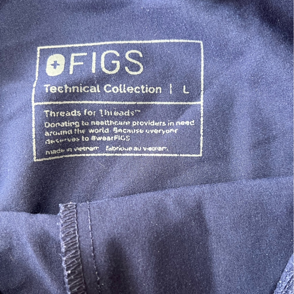 FIGS Women’s Kade Cargo Scrub Straight Leg Pants in Navy Blue, size L - Picture 8 of 10